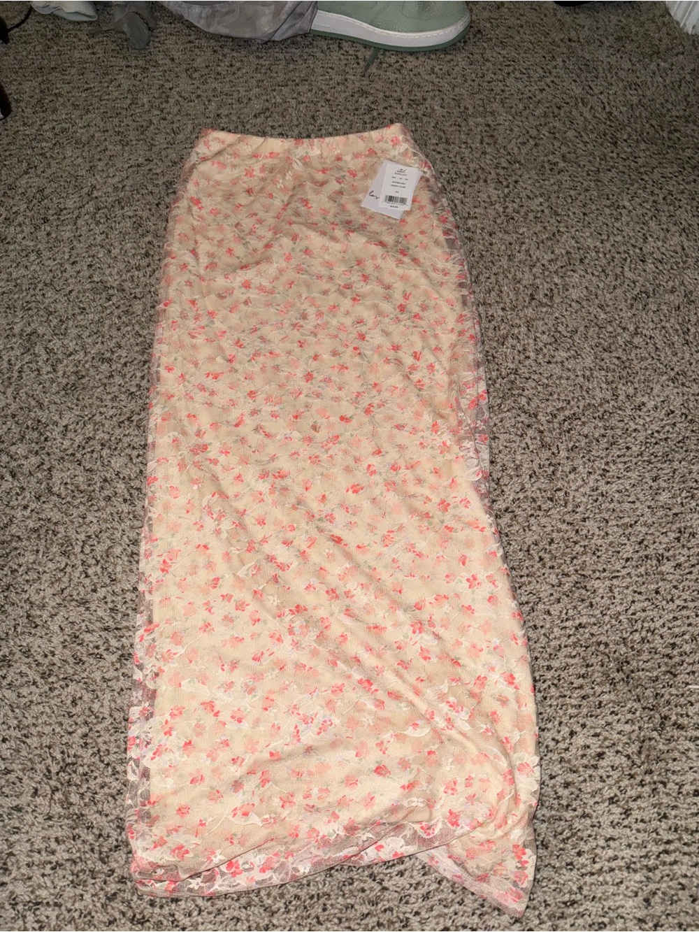 Kohl's Cream Maxi Skirt with Coral Floral Print⭐️ NEW WITH TAGS - NEVER WORN🚨